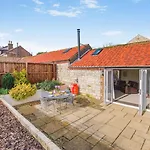 1 Bed In Staxton Oc-w36041 *