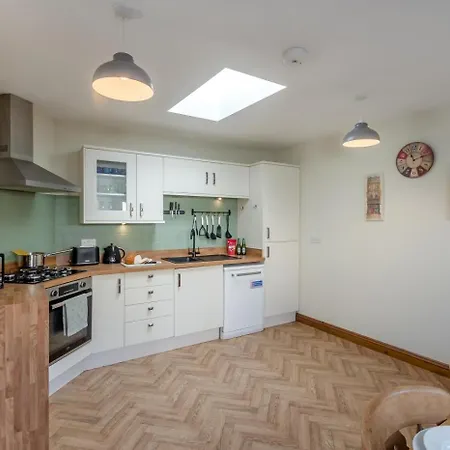 1 Bed In Staxton Oc-w36041